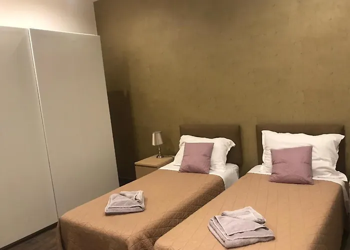 4 Bedroom Near Seafront Lejlighed *