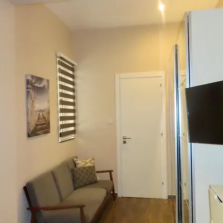 4 Bedroom Near Seafront